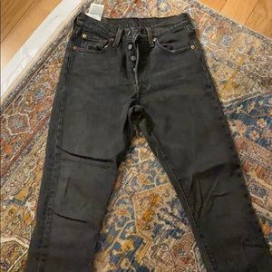 Levi black skinny 501 jean